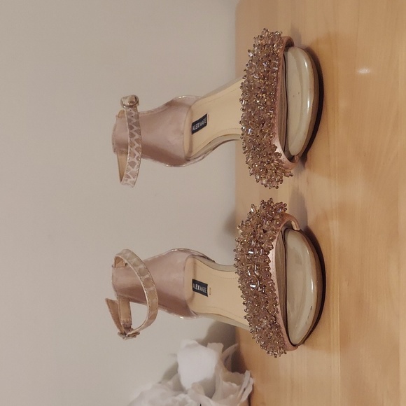 Alex Marie Champagne Beaded Animal Print Leather Ankle Strap Heels Size 6.5 - Picture 2 of 16